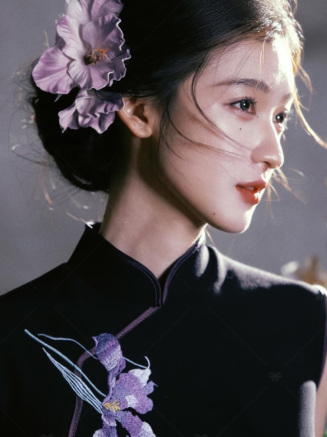 ชุดเดรสปักลายสีดำสไตล์จีนวินเท - Photography Young บทวิจารณ์และราคา
