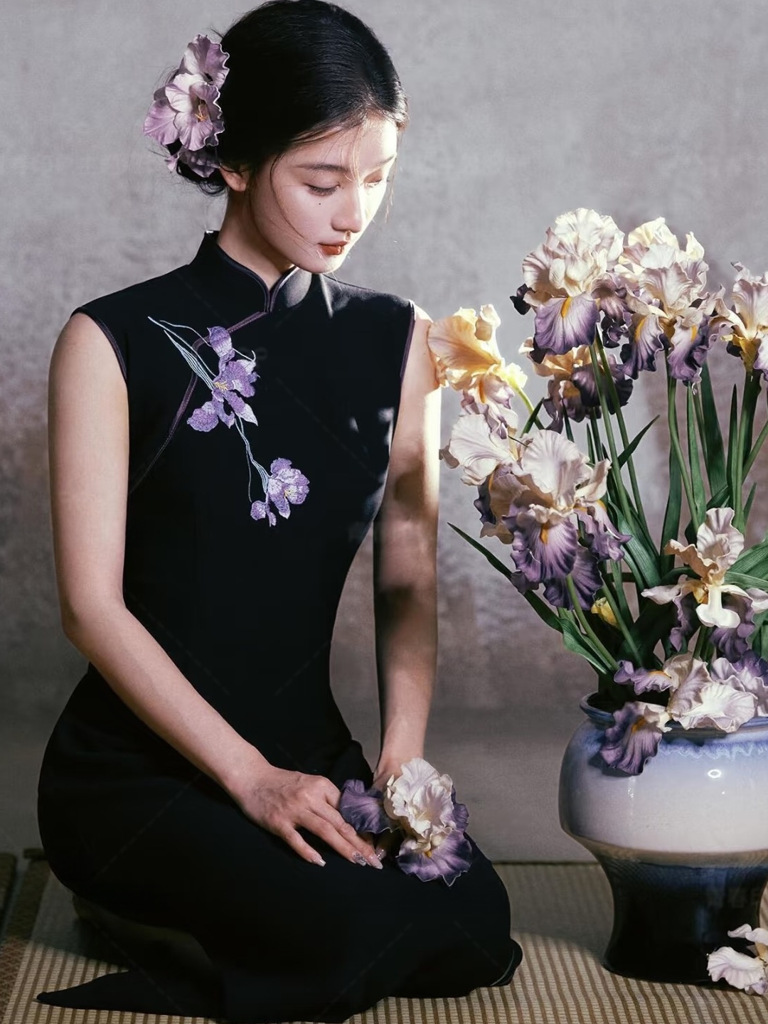 ชุดเดรสปักลายสีดำสไตล์จีนวินเท - Photography Young บทวิจารณ์และราคา